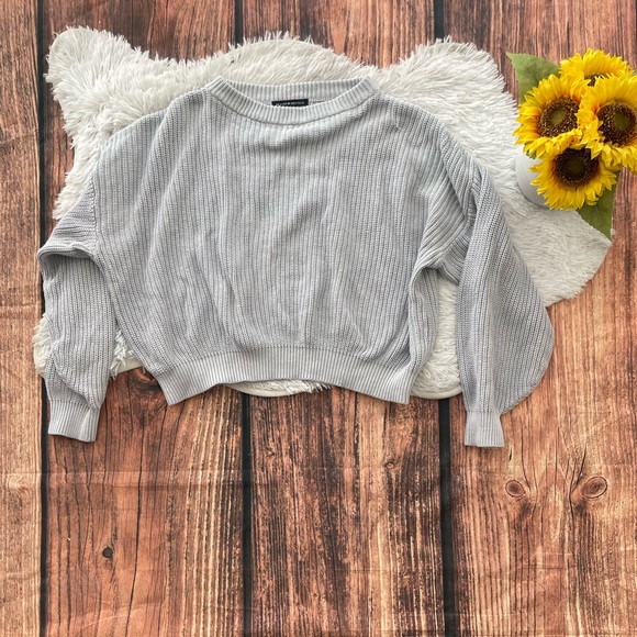 Brandy Melville Sweaters - Brandy Melville Oversized Cropped Sweater